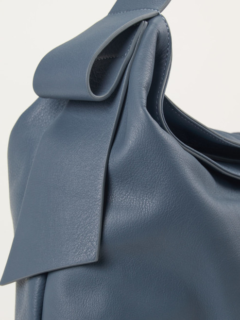 Shopper-93924590005 Konstantin Starke