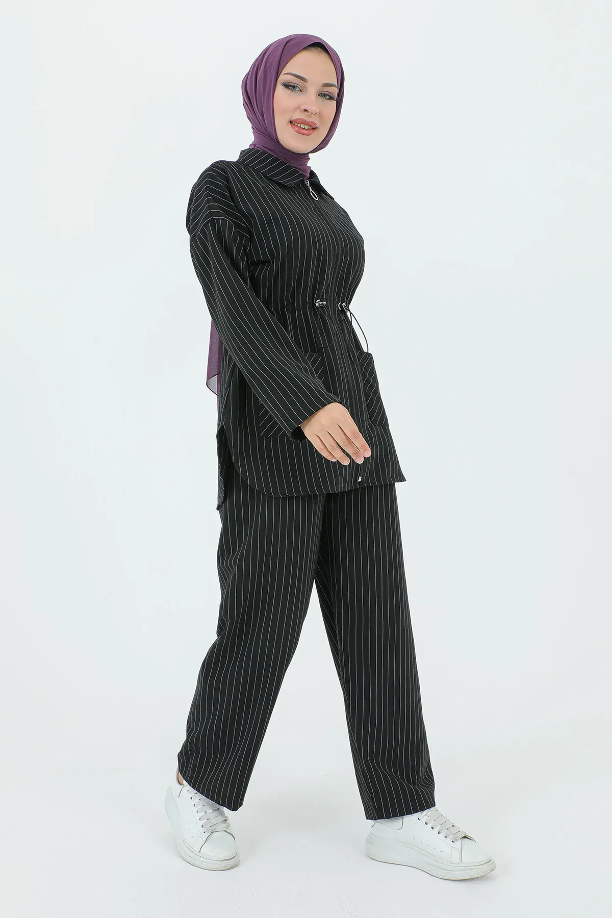 Tesettür Dünyası  Melisa Anzug mit geraffter Taille und Reißverschluss TSD231208 Schwarz