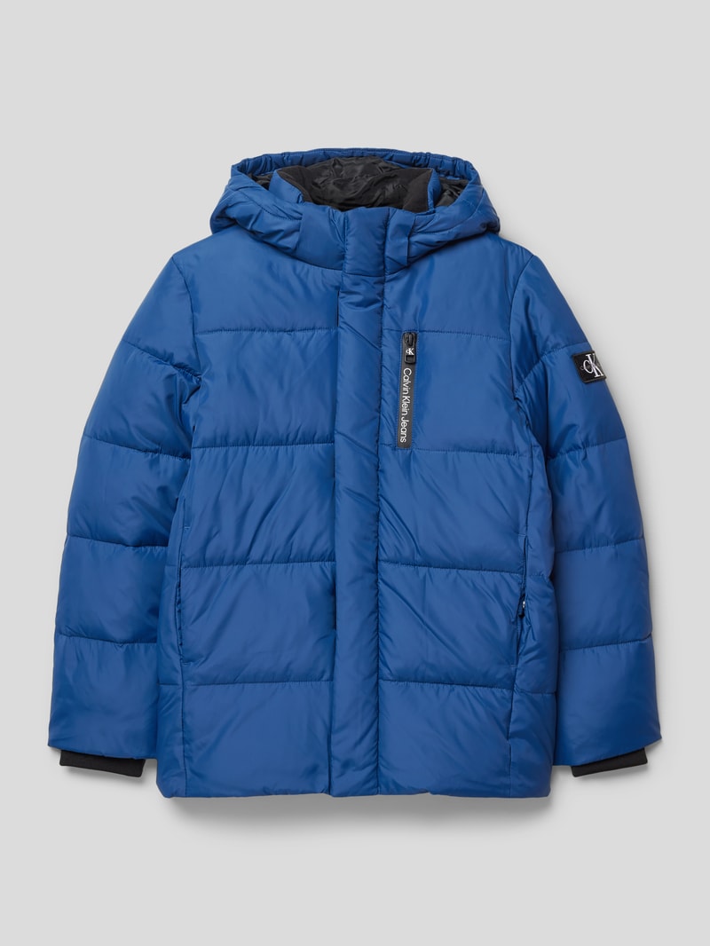 Steppjacke mit Label-Patch in dunkelblau