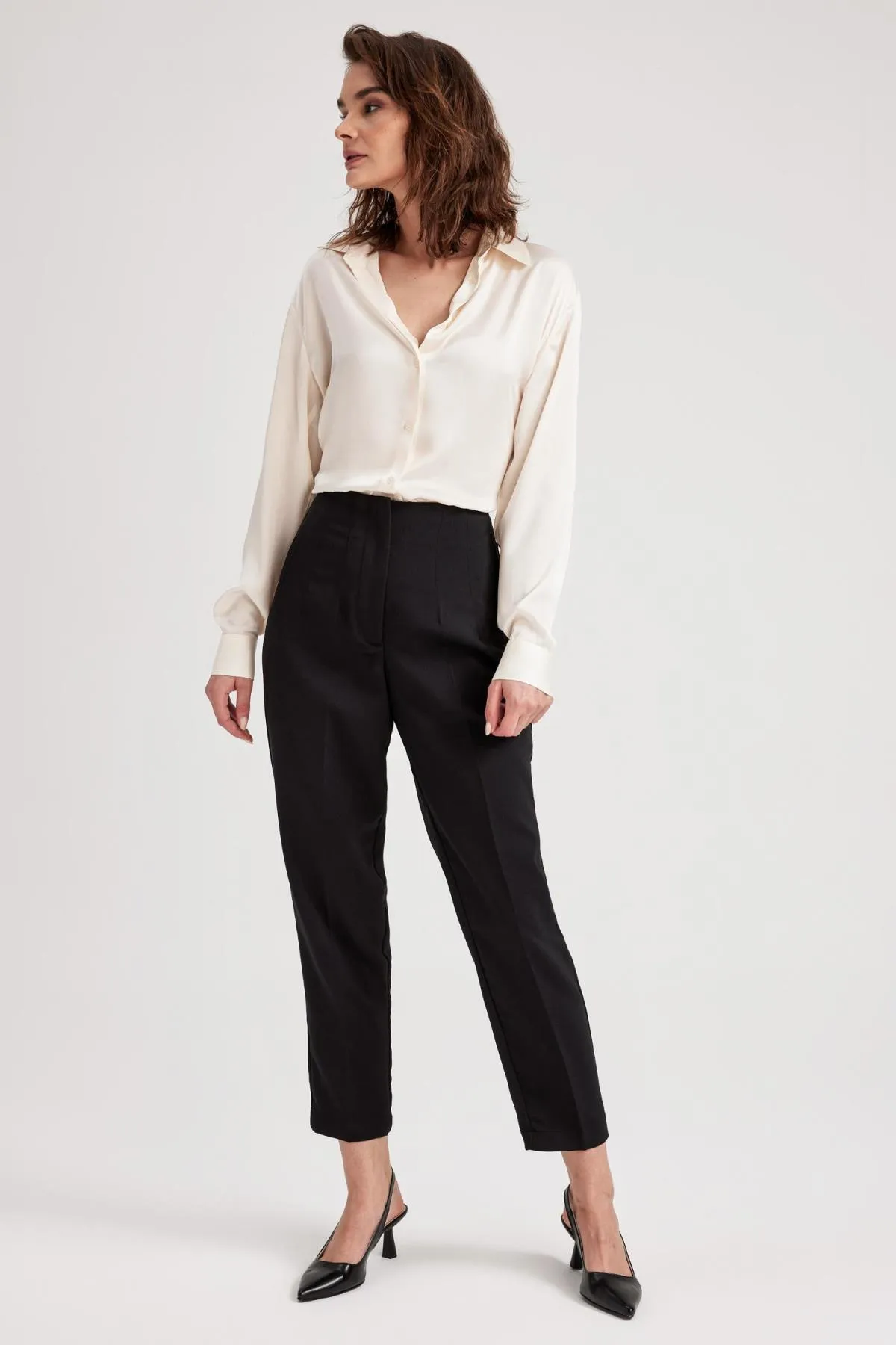 DeFacto  Slim-Fit-Hose mit hoher Taille W9757az23sm