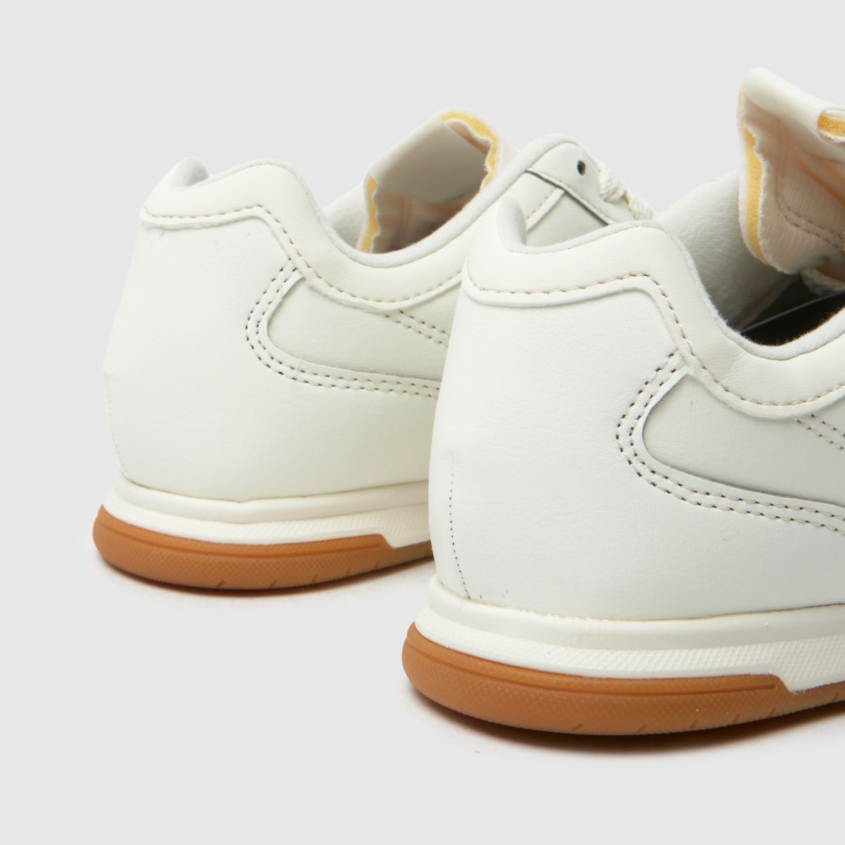 New Balance RC42 cipők törtfehér multiszínű színben