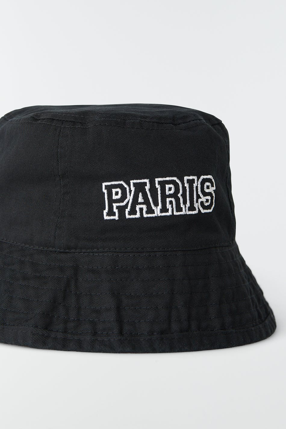 Y bucket hat