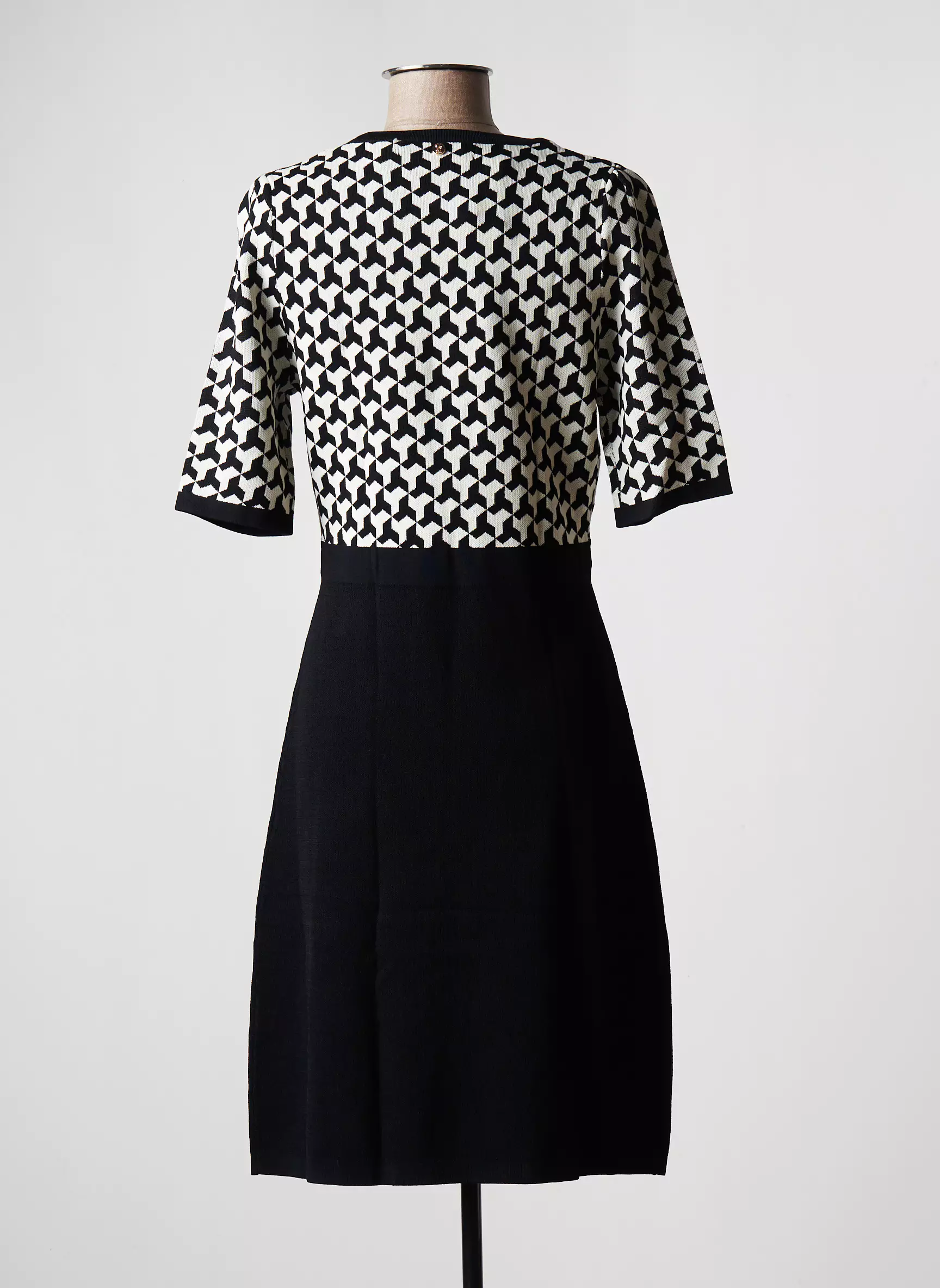Jus D Orange Robes Pulls Femme couleur noir