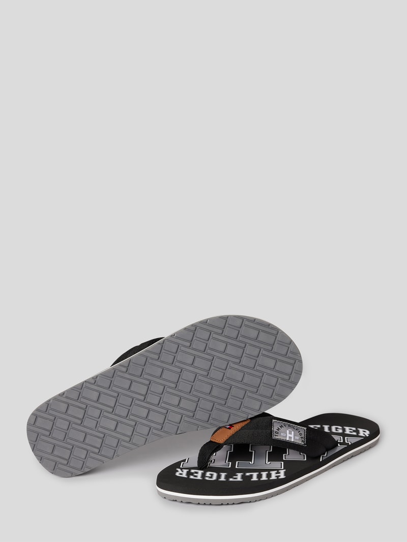 Zehentrenner mit Label-Details in schwarz