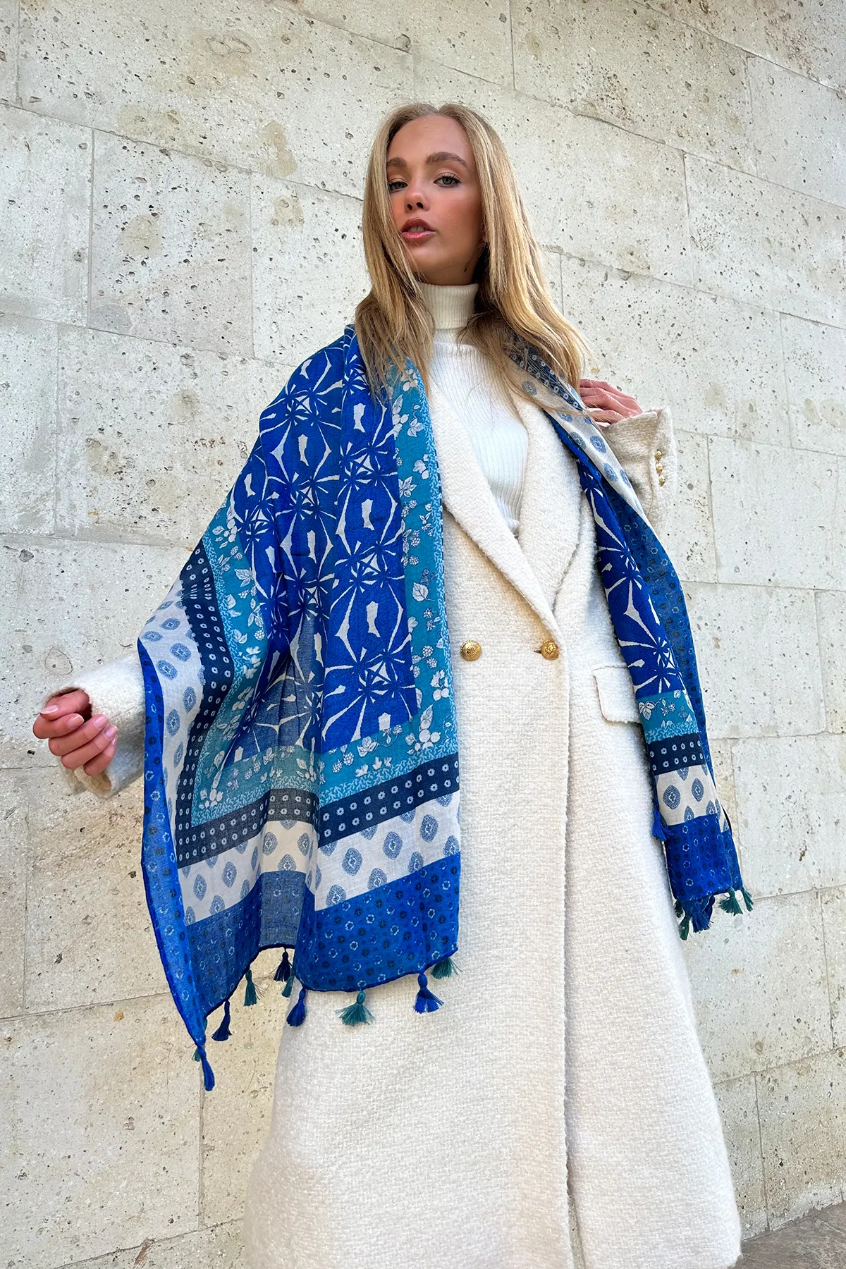 Trend Alaçatı Stili  Damen Schal mit Sax-Quaste und detailliertem Muster ALC-X11282