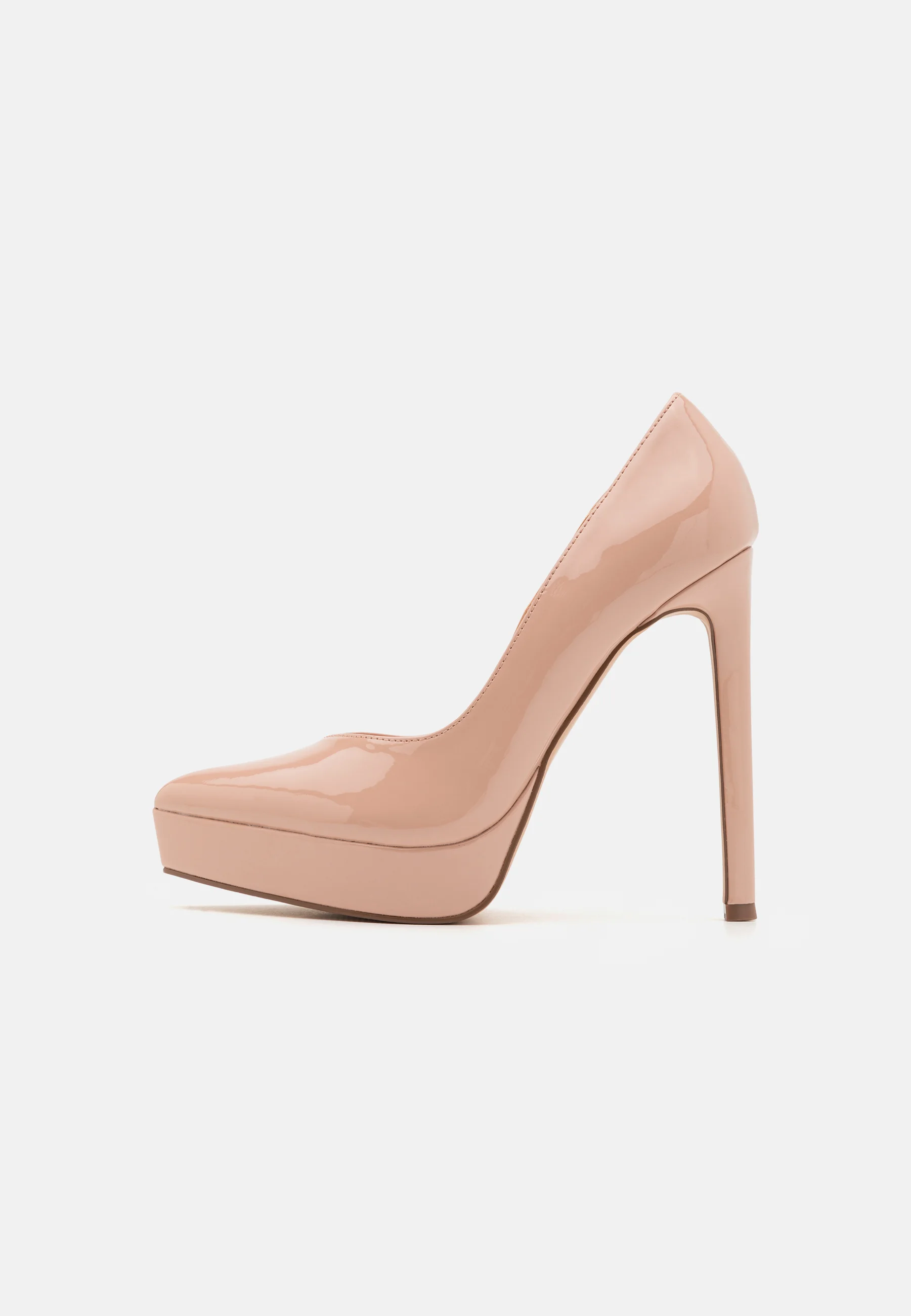 Zapatos de plataforma pares e impares