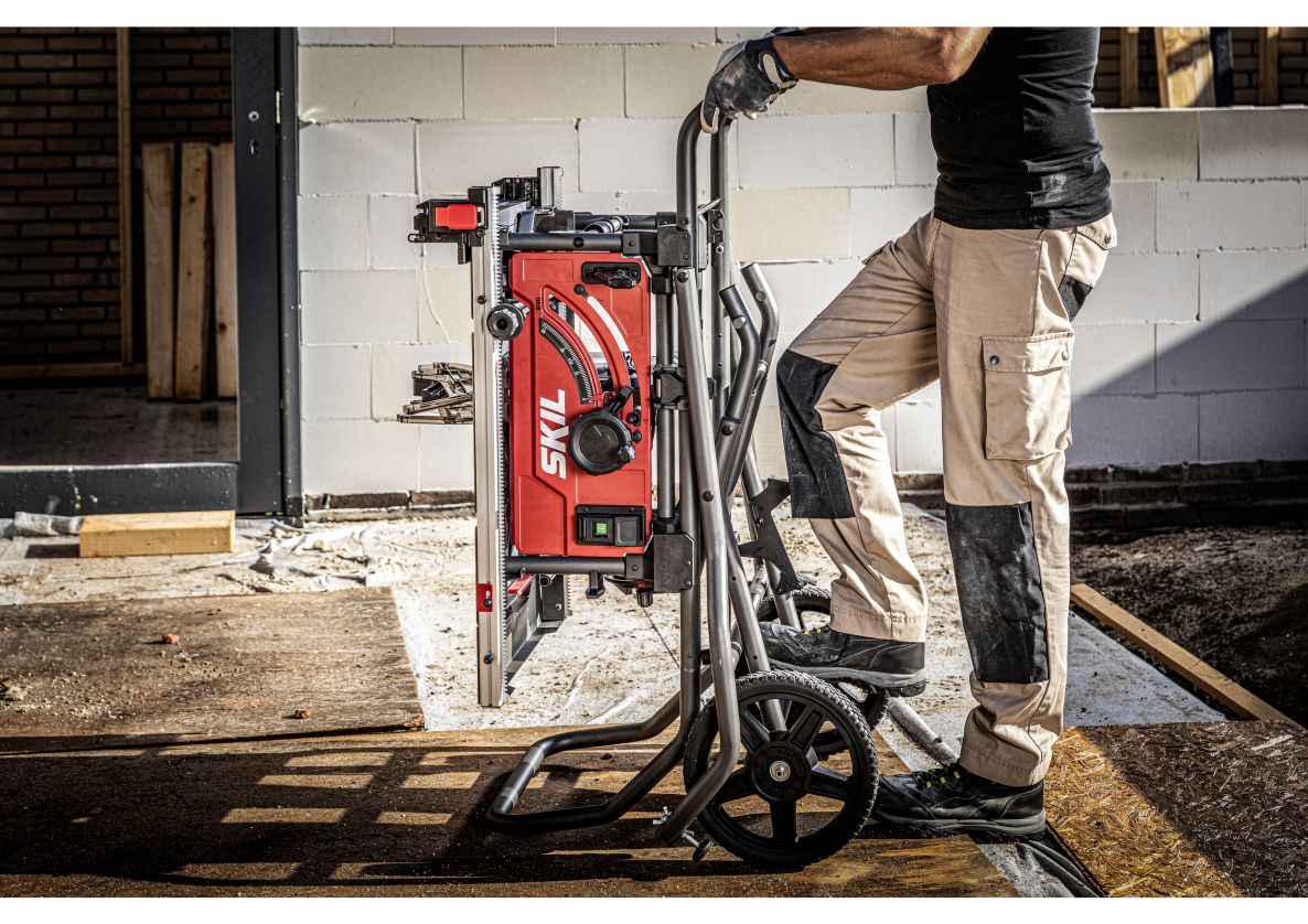 Fierăstrău circular de masă SKIL BT1E1343AA cu suport pliabil și mobil 254 mm 2000 W