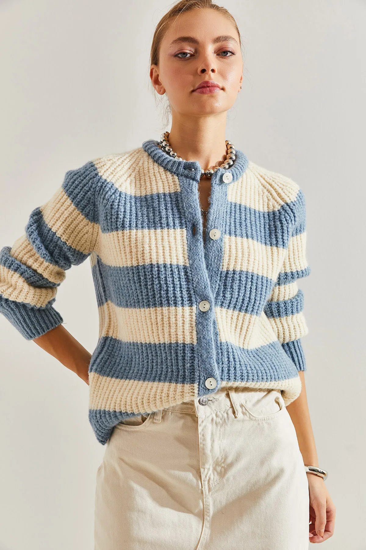 Bianco Lucci  Damen-Strickjacke mit Streifen und Knöpfen