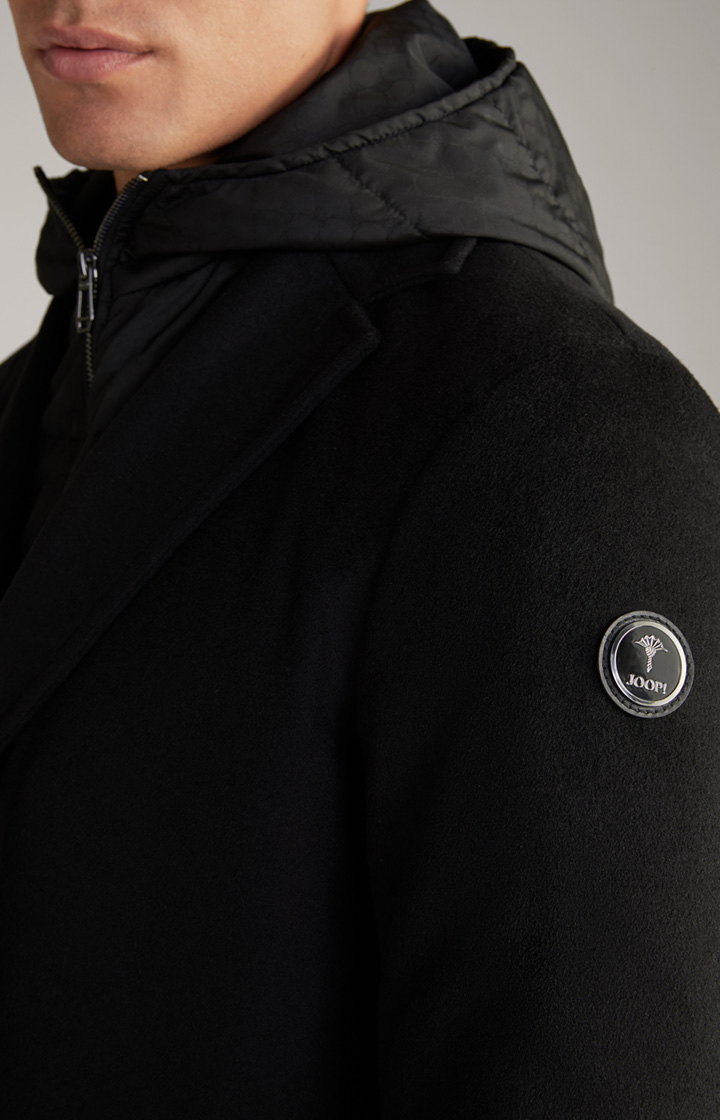 Cornflower-Mantel Mailor in Schwarz