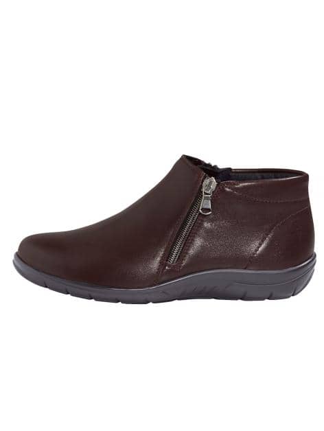 Stiefelette in klassischer Optik