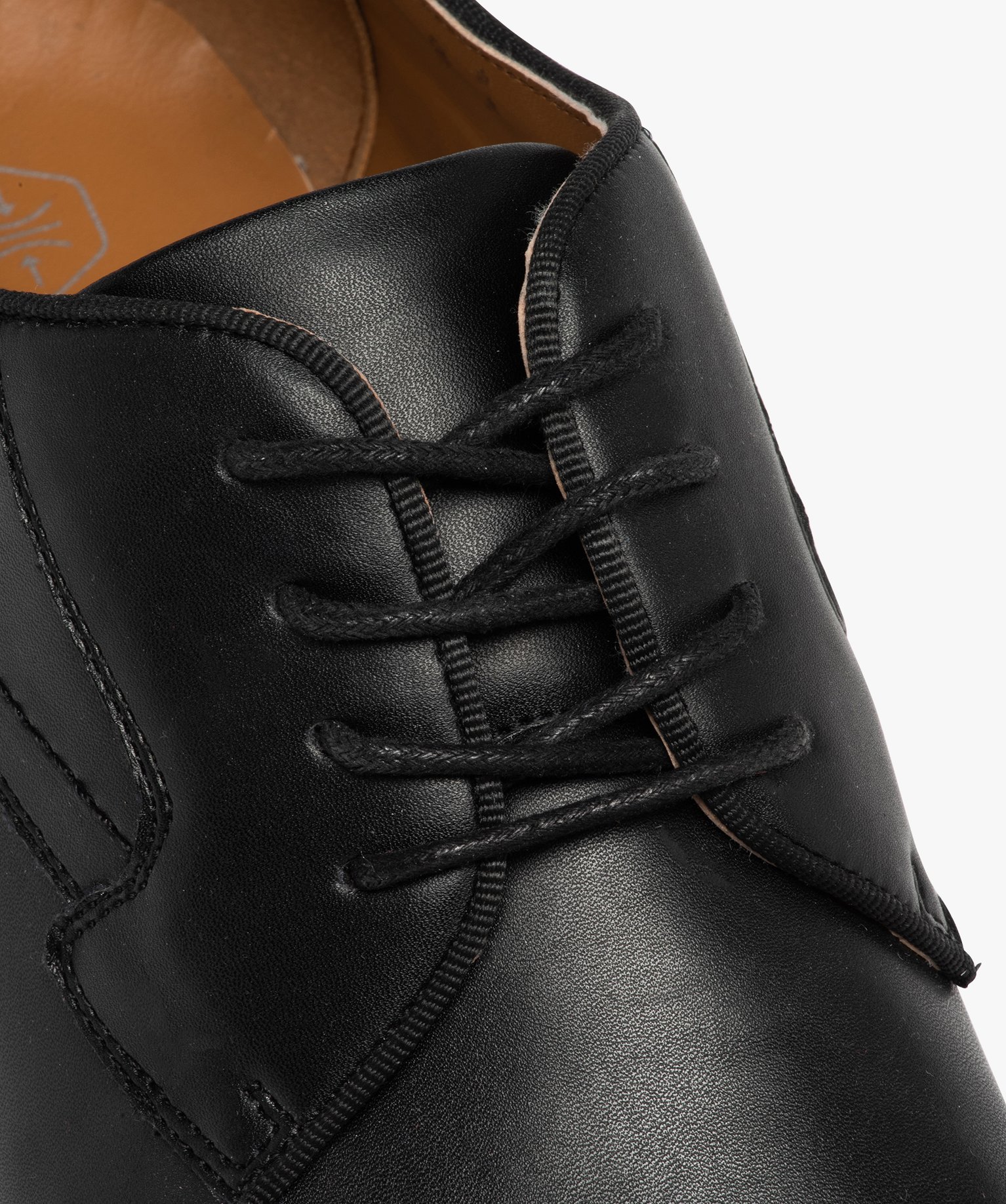Derby à bout carré avec lacets ronds homme noir | GEMO