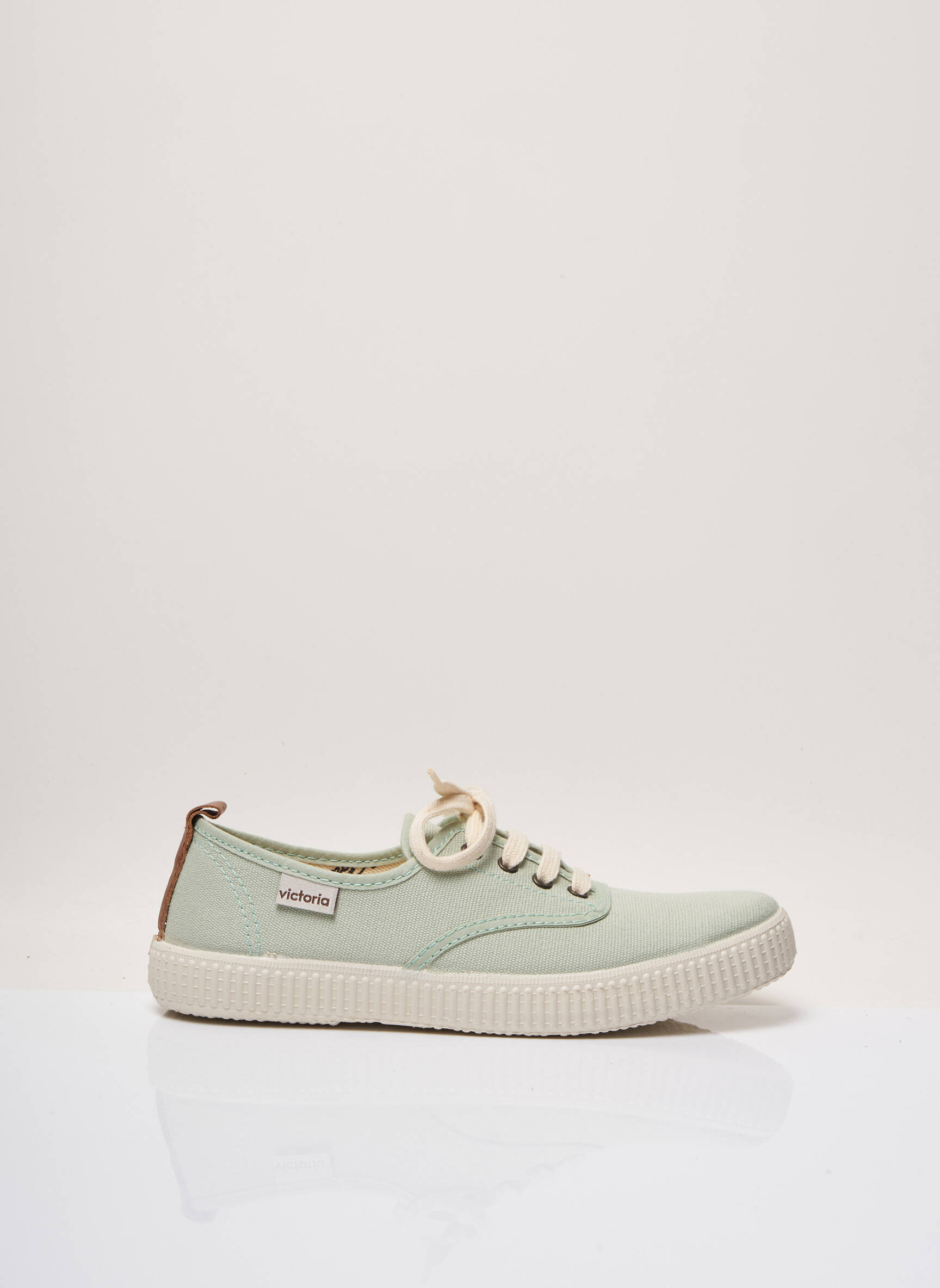 Victoria Baskets Femme couleur vert