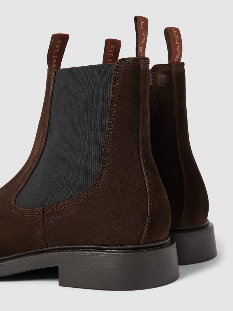 Chelsea Boots aus Wildleder Modell 'Millbro' in dunkelbraun
