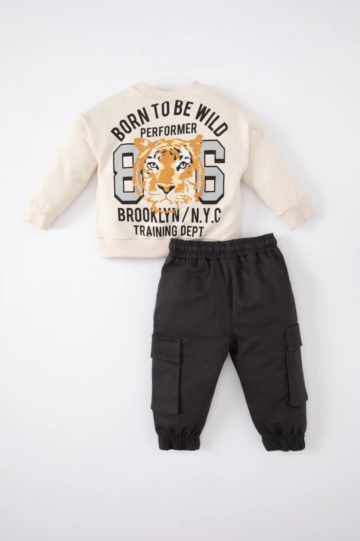 DeFacto  2-teiliges Set aus Sweatshirt und Jogginghose mit Tigermuster für Babys (Jungen) C0641a524sp
