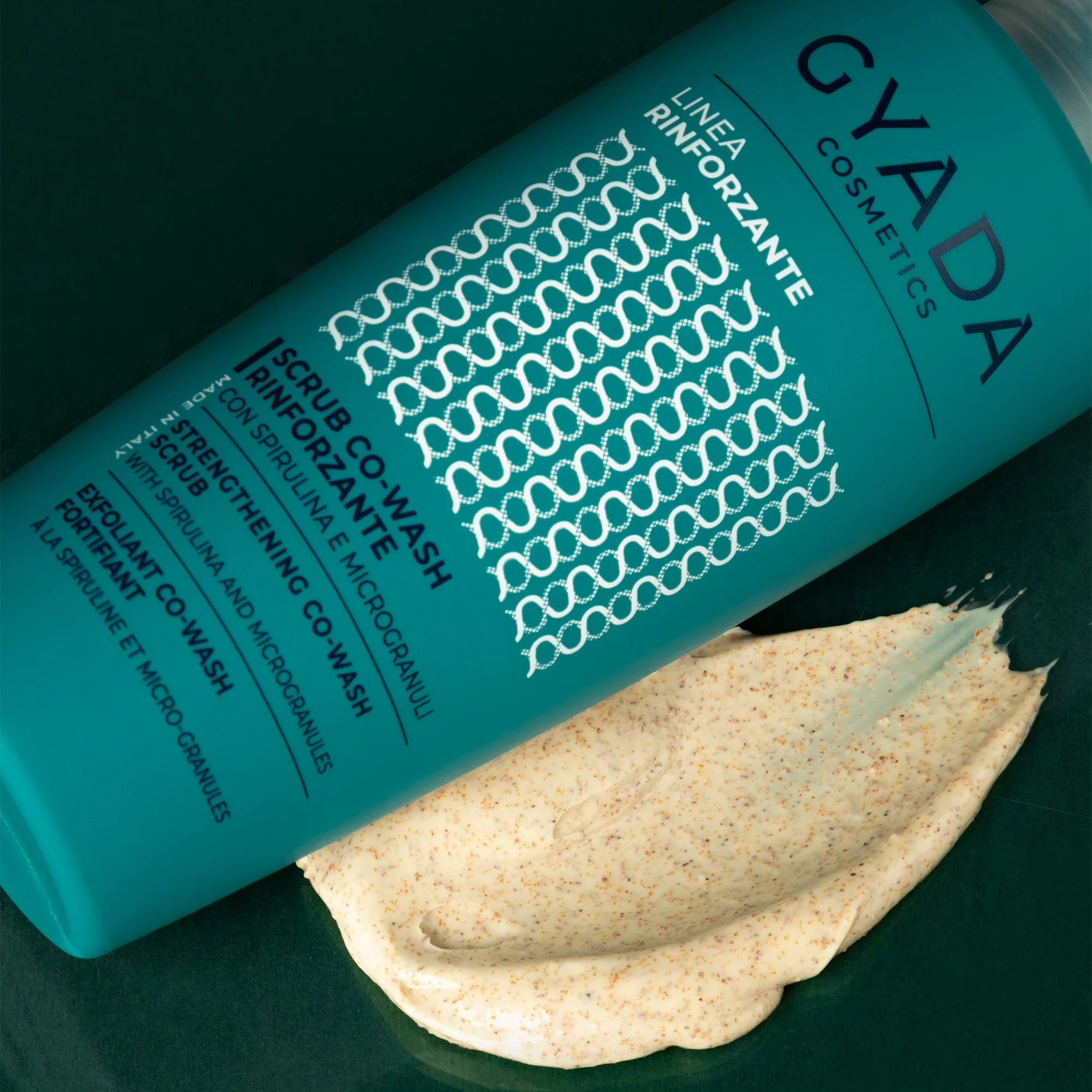 Spirulina Strengthening Co-Wash Scrub - Hårskrubb, Mild sjampo, Hodebunnsbehandling