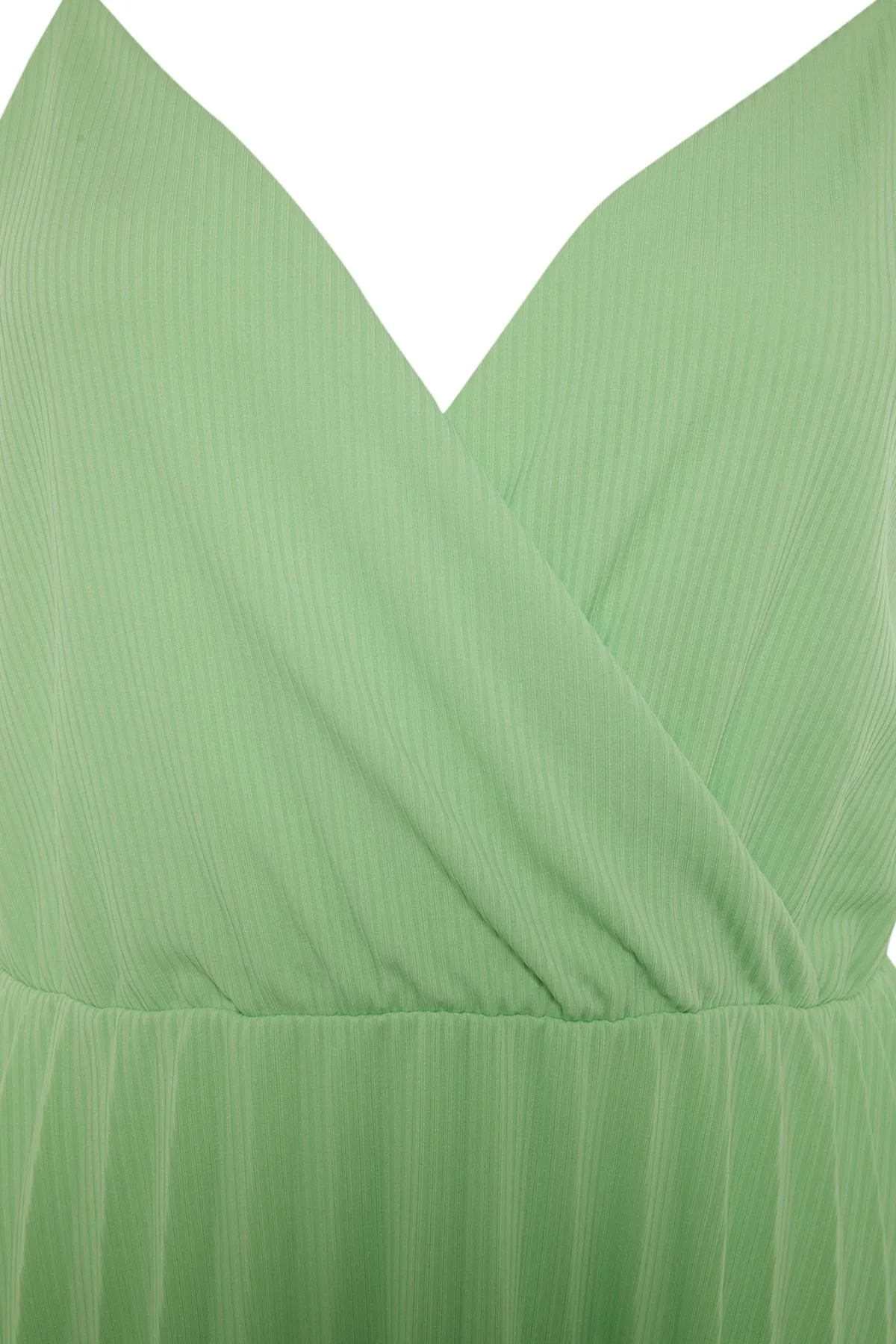 Trendyol Curve  Grünes zweireihiges Strickkleid mit Kragen und Trägern TBSSS22EL1565
