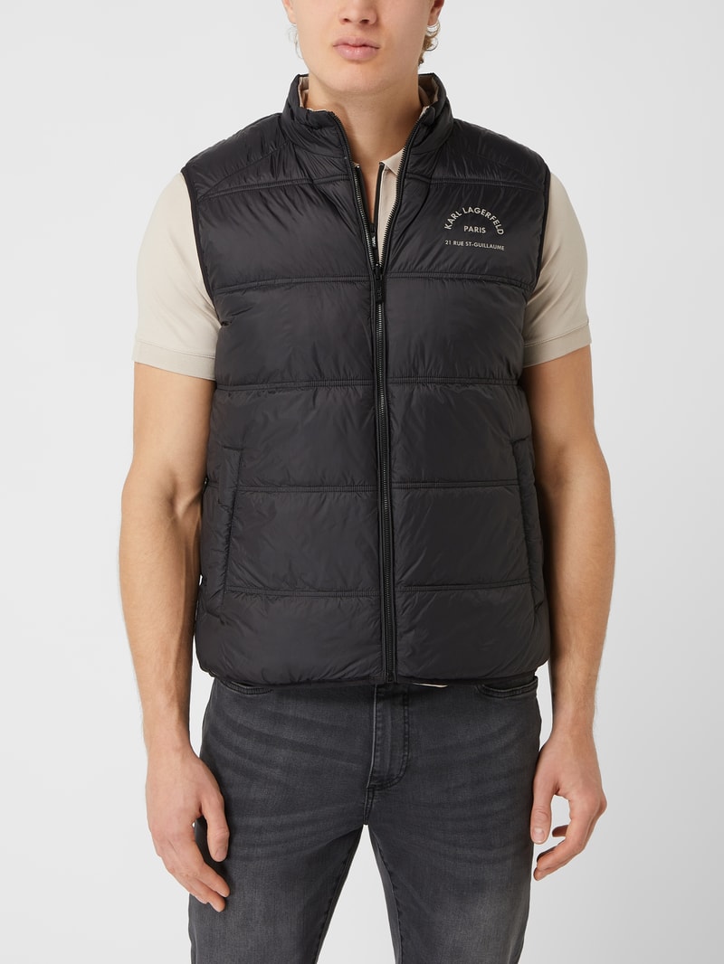 Steppweste mit Label-Print in schwarz