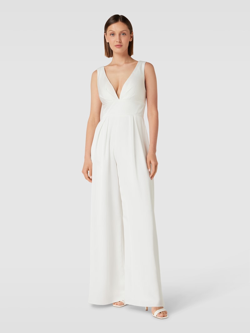 Jumpsuit mit V-Ausschnitt in offwhite