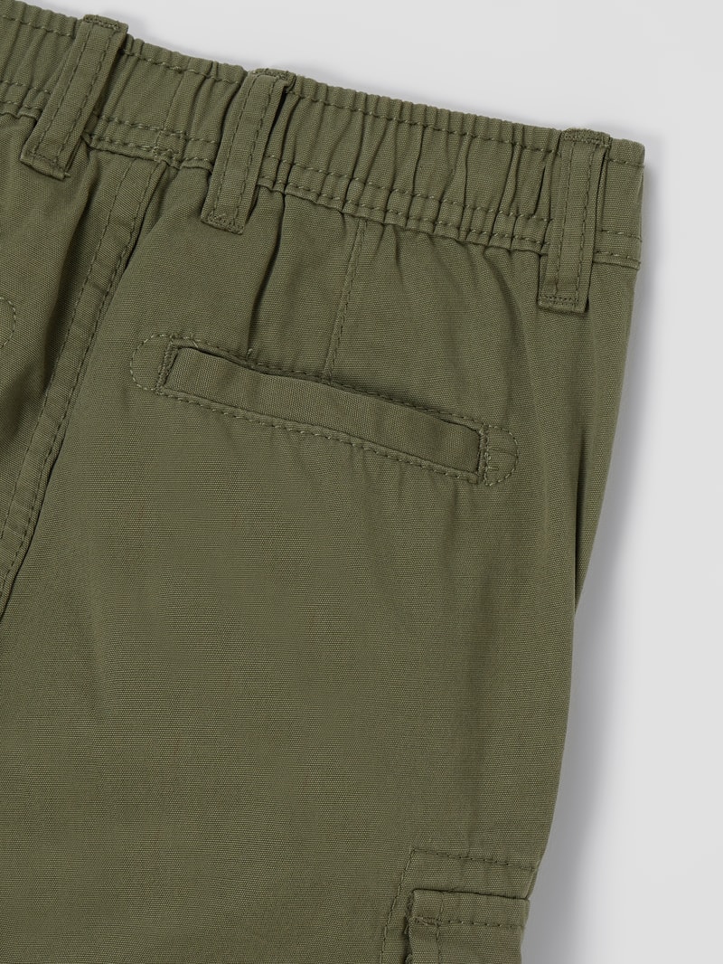Cargohose mit elastischem Bund in khaki