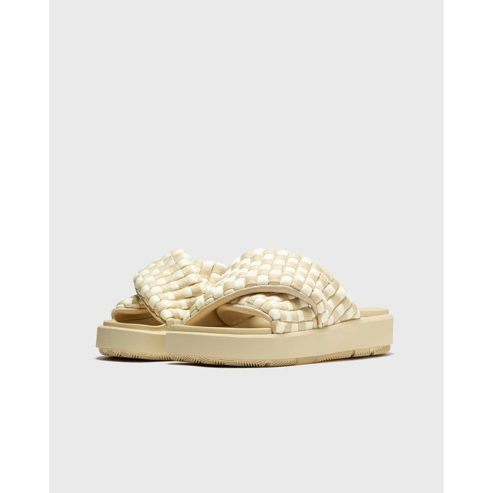 NIKE JORDAN Sophia Wmns Slide DO8863 701 / weiss