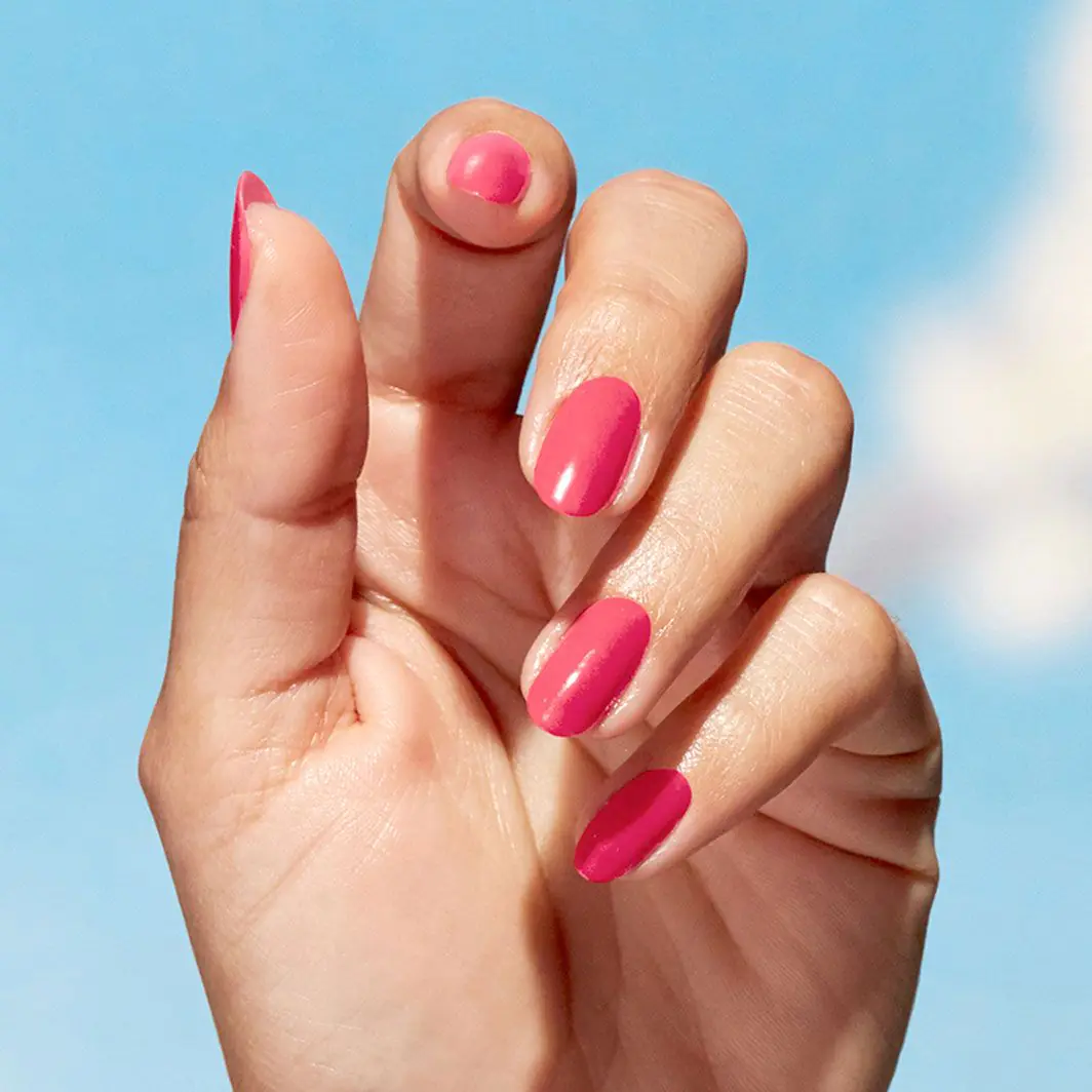 Opi Nature Strong lak za nokte Big Bloom Energy 15ml