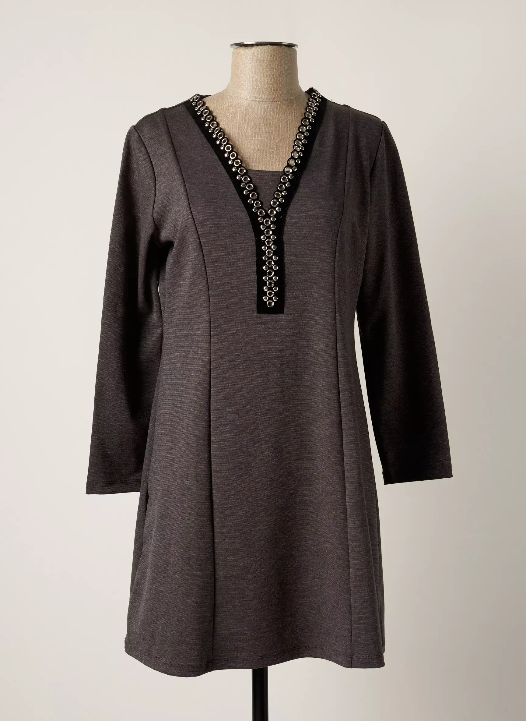 Vania Robes Courtes Femme couleur gris