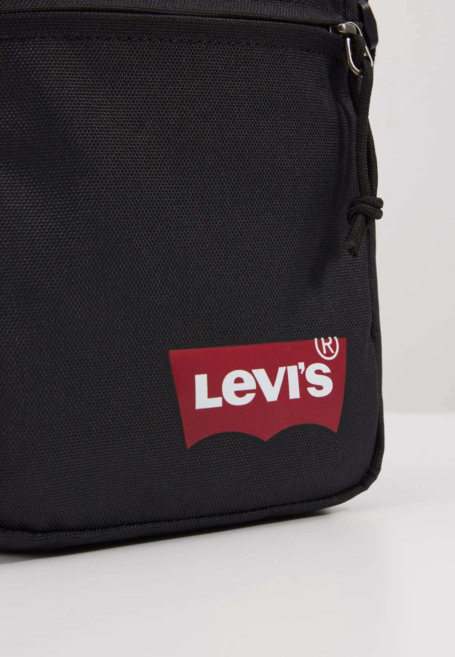 Levi's® MINI CROSSBODY SOLID BATWING UNISEX - Bolso de hombro