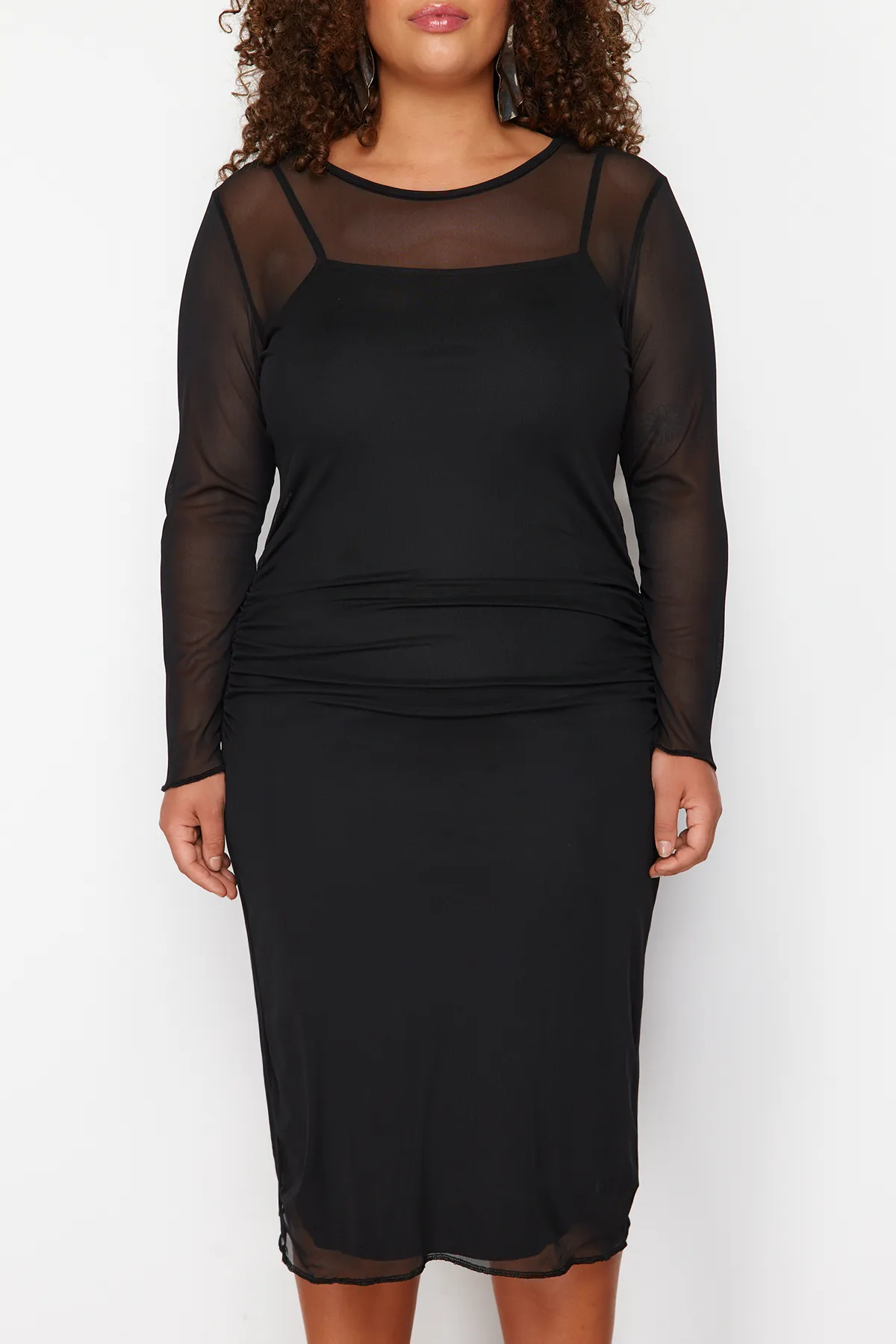 Trendyol Curve  Schwarzes Tüll-Strick-Midikleid in Übergröße TBBSS24AH00058