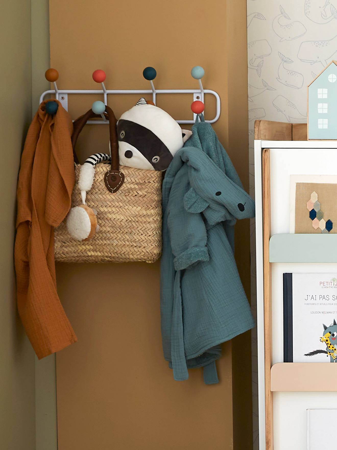Vertbaudet Kinderzimmer Wandgarderobe SIXTIES - weiß/mehrfarbig