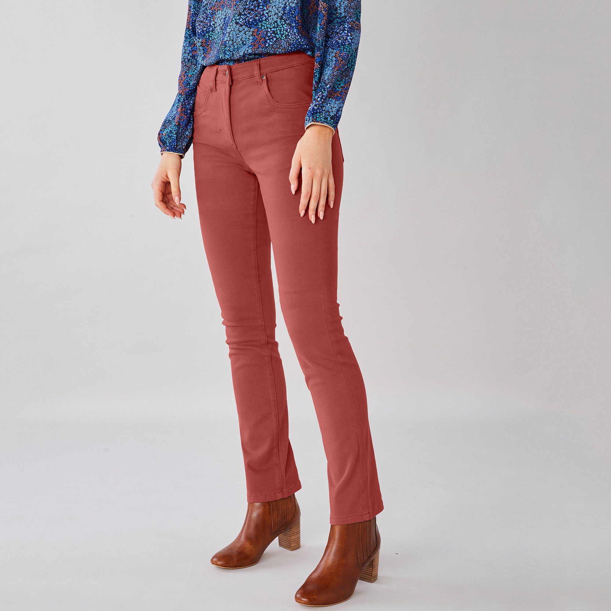 Pantalon sculptant coupe 5 poches