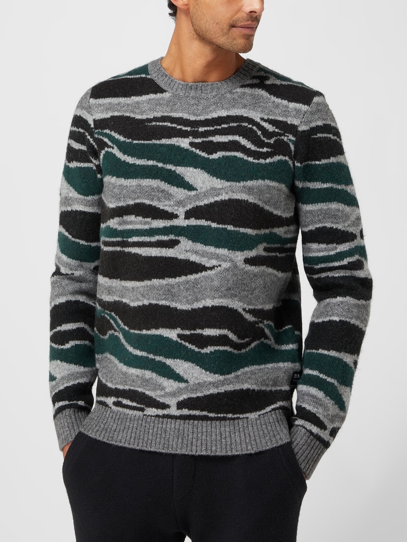 Pullover mit Allover-Muster in hellgrau meliert