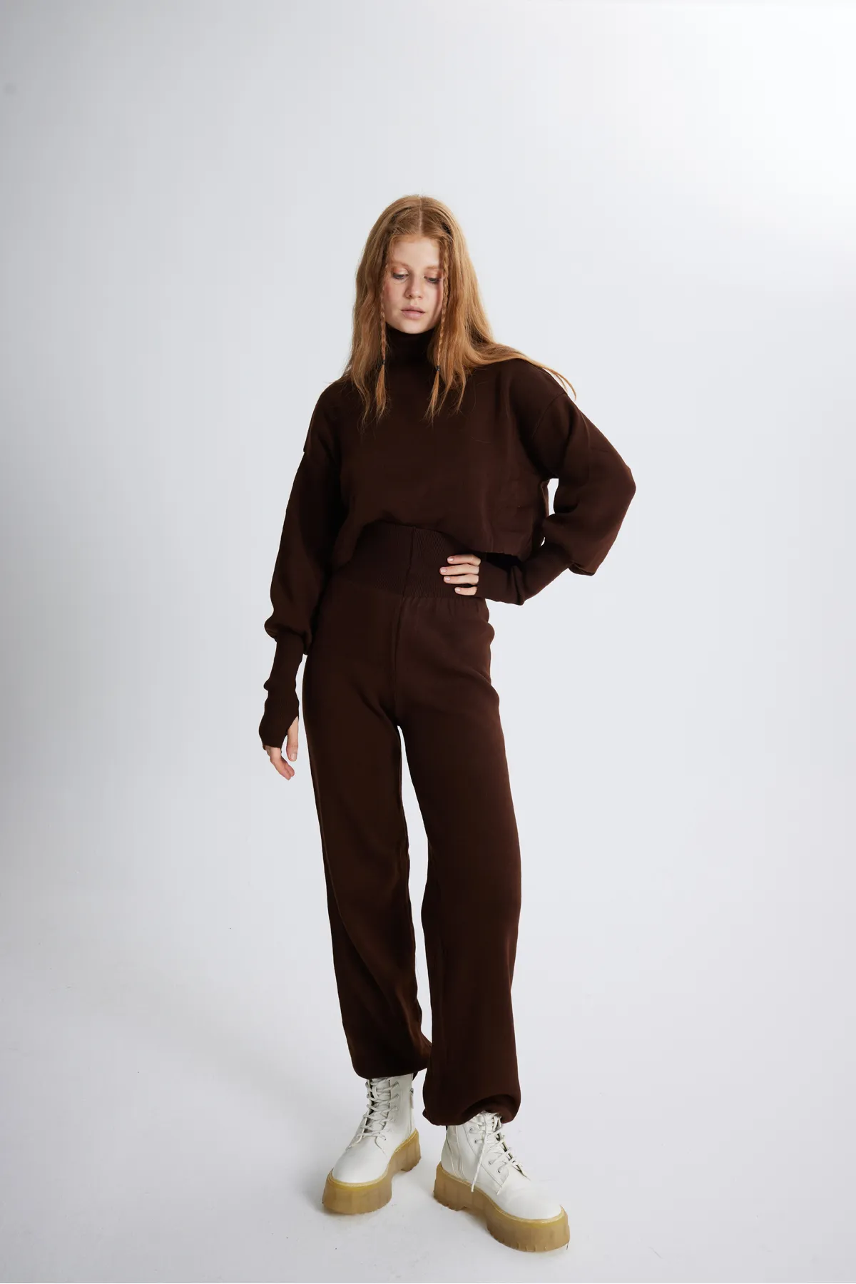 HOLLY LOLLY  Bottom Top Strickwaren Thinky Suit Braun