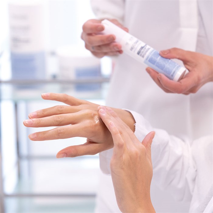 Anti-Frizz Moisturizing Drops