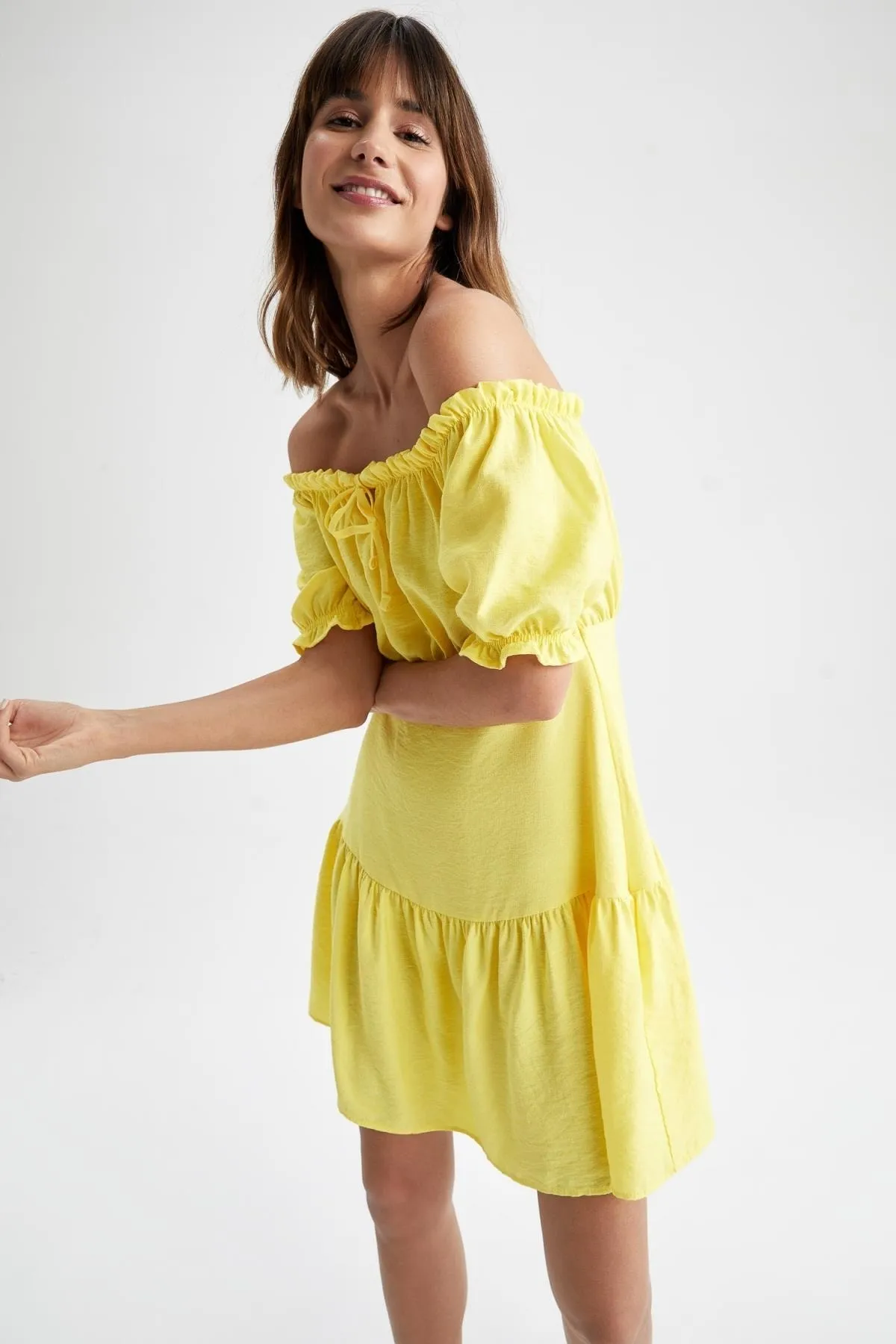 DeFacto  Schulterfreies Minikleid mit kurzen Ärmeln