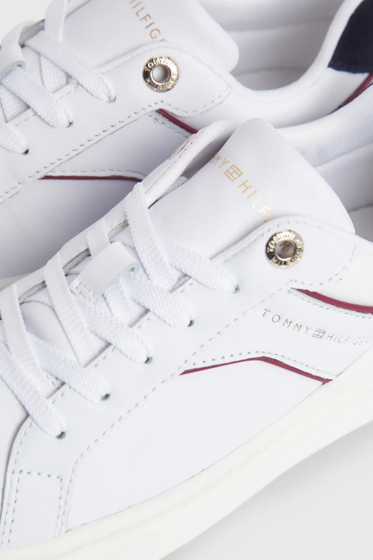 Tommy Hilfiger  Sneaker Damen / Mädchen Weiß/Rwb