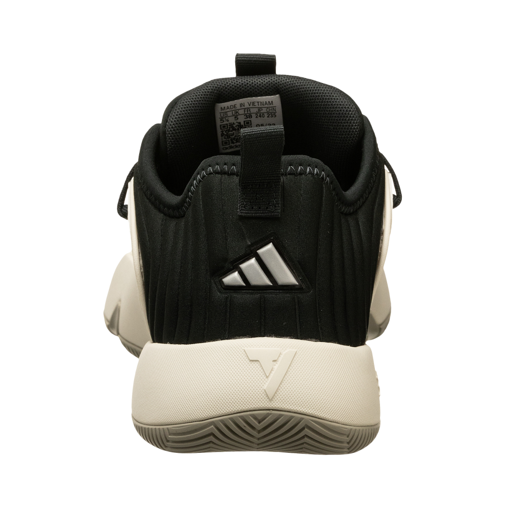 adidas Trae Unlimited IG0704 / braun