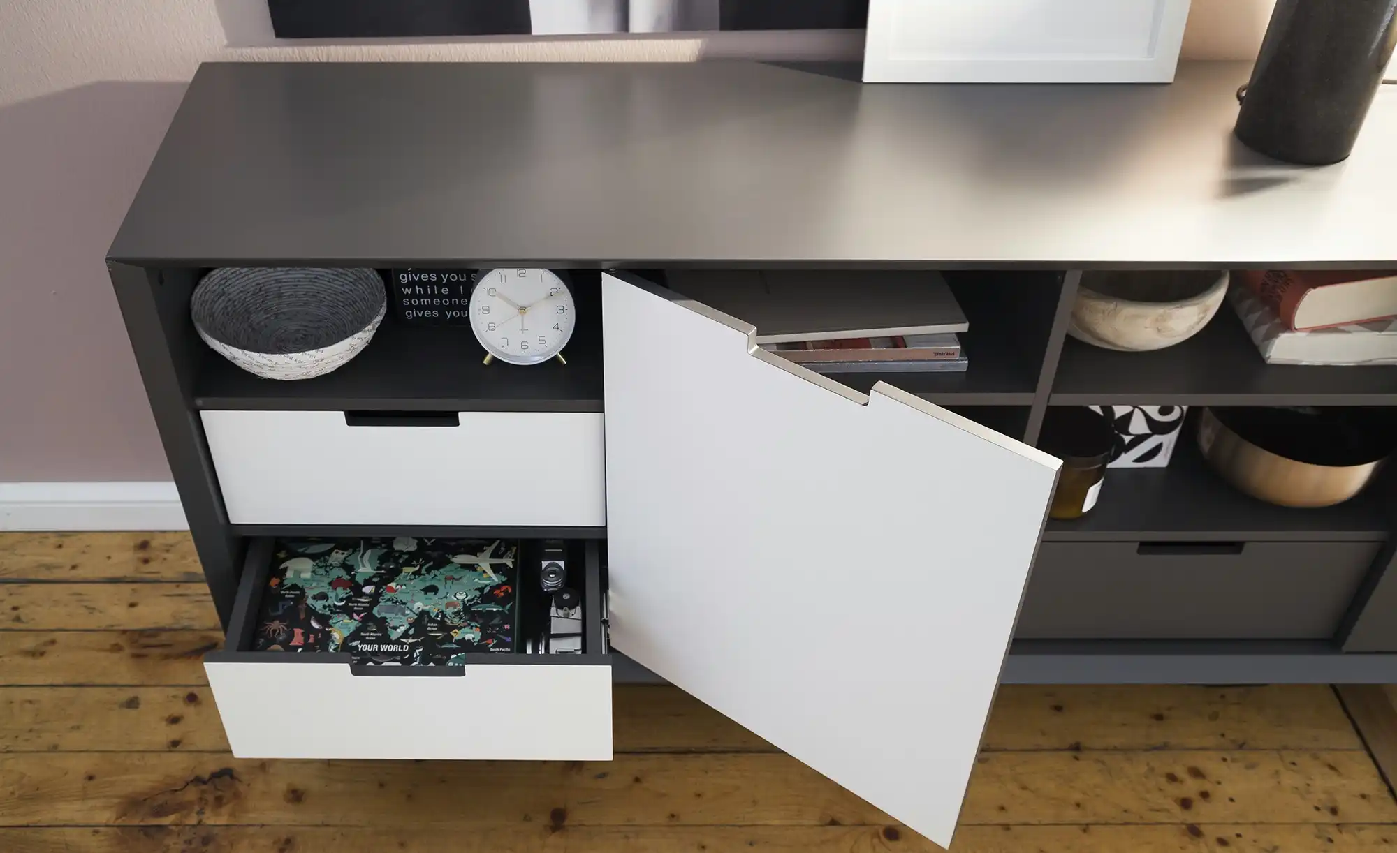 Sideboard