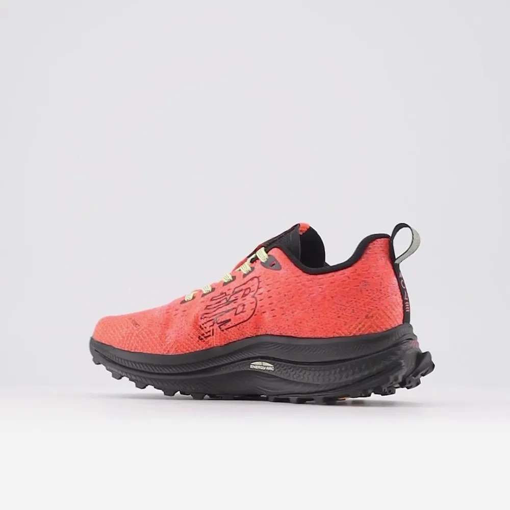New Balance FuelCell SuperComp Trail WTTRXLD / orange