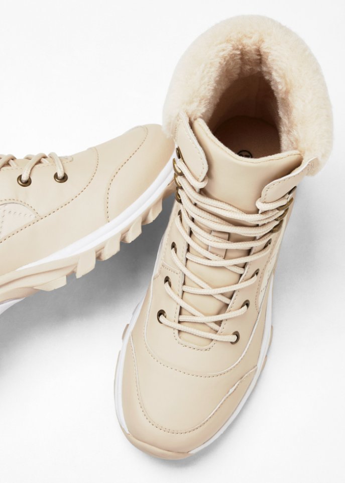 Trekking Boot