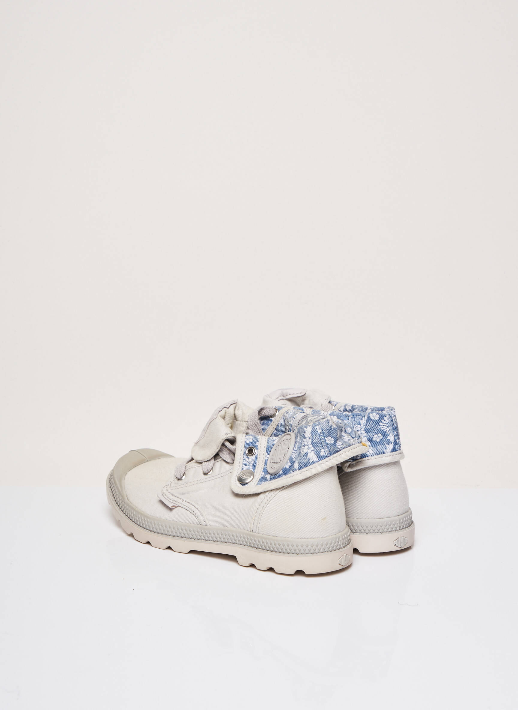 Palladium Baskets Fille couleur gris