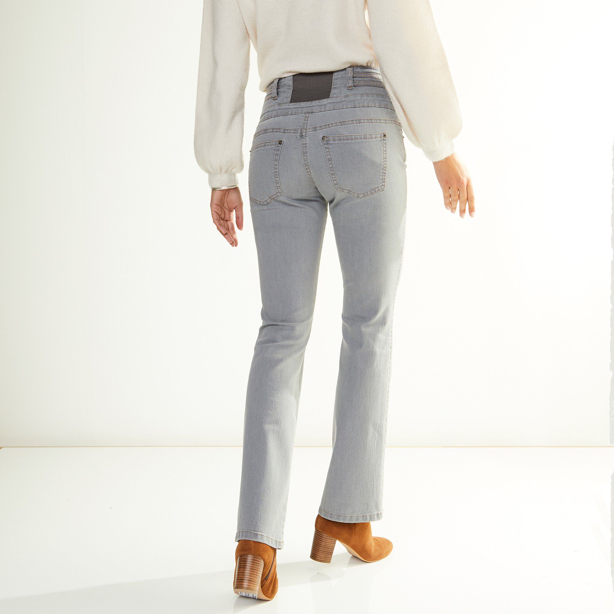 Jean coupe boocut taille haute