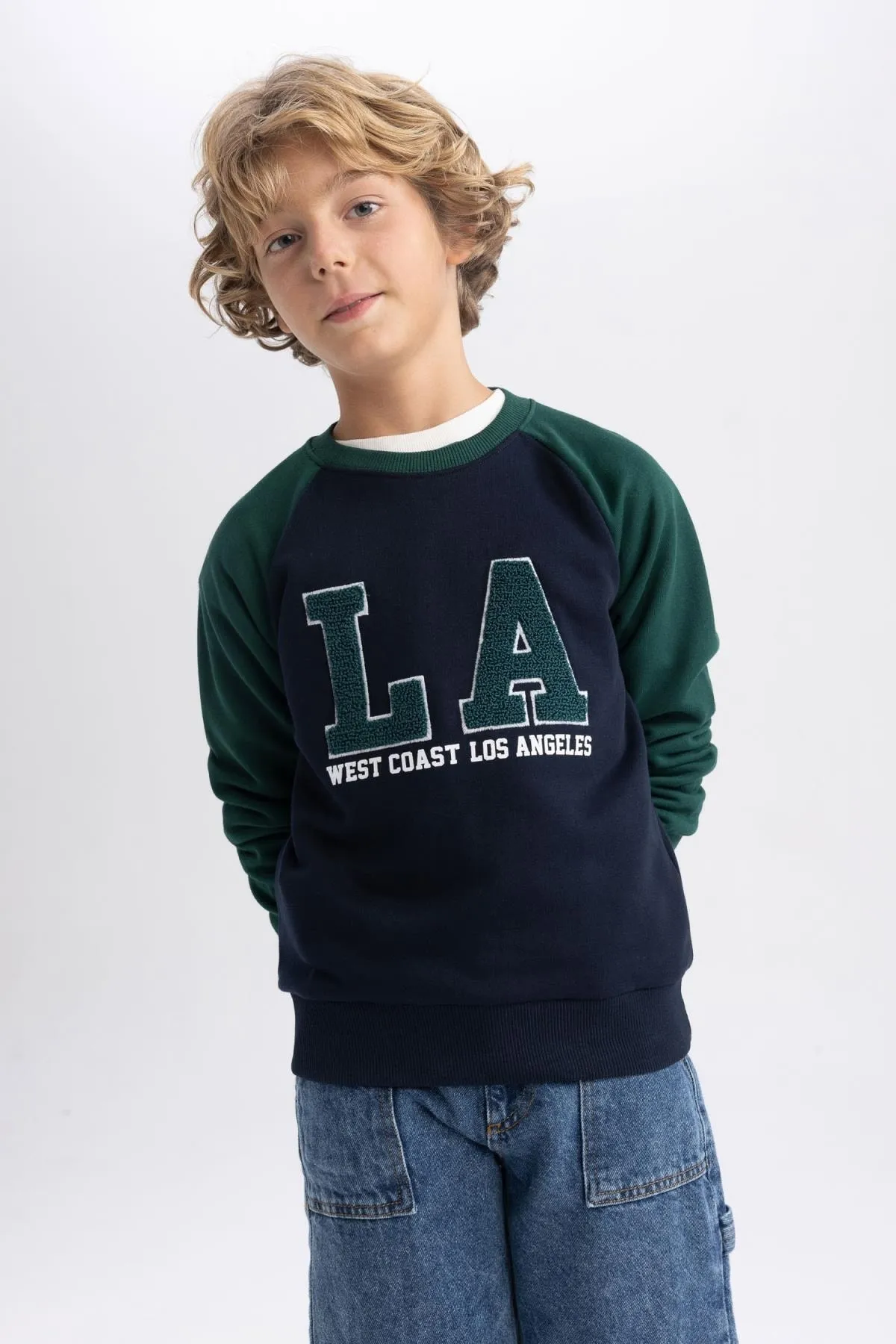 DeFacto  Jungen-Sweatshirt mit Rundhalsausschnitt in Oversize-Passform