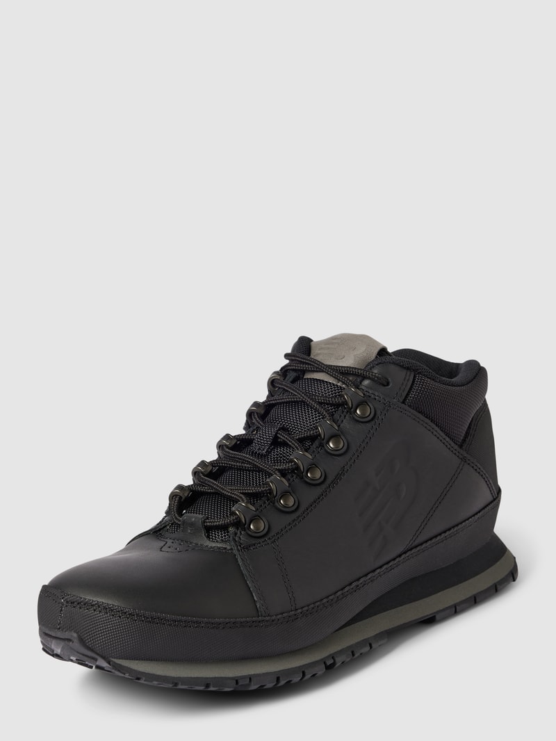 Sneaker aus echtem Leder in schwarz
