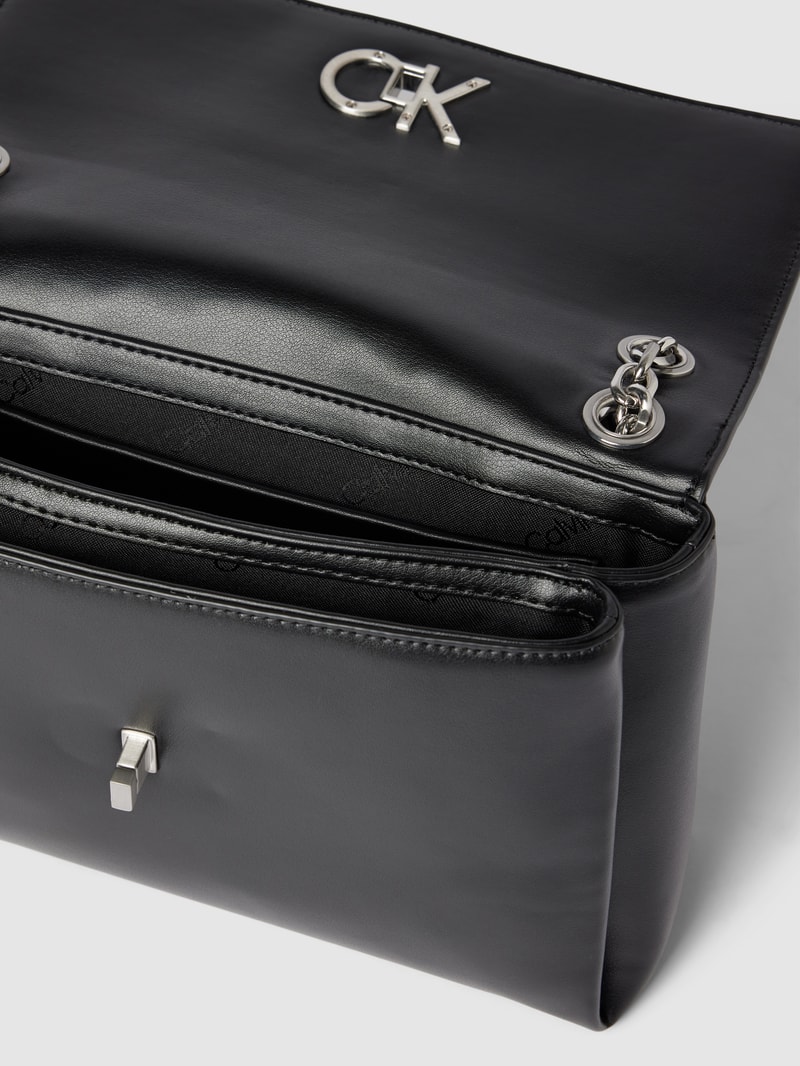 Crossbody Bag in Leder-Optik Modell 'RE-LOCK' in schwarz