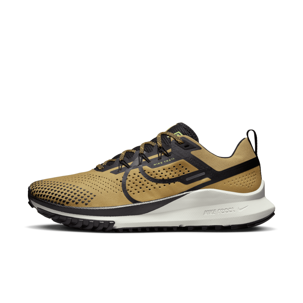 Nike React Pegasus Trail 4 dx8960-700 / braun