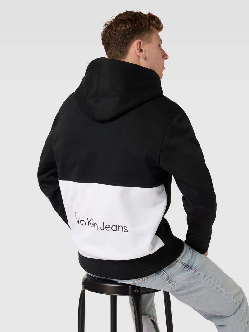 Hoodie mit Label-Print in black