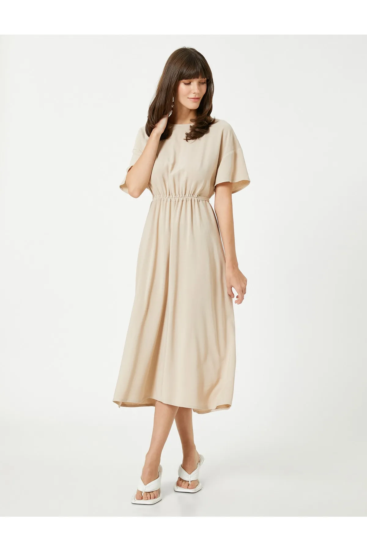 Koton  Midikleid aus Leinenmischung mit kurzen Ärmeln und geraffter Taille