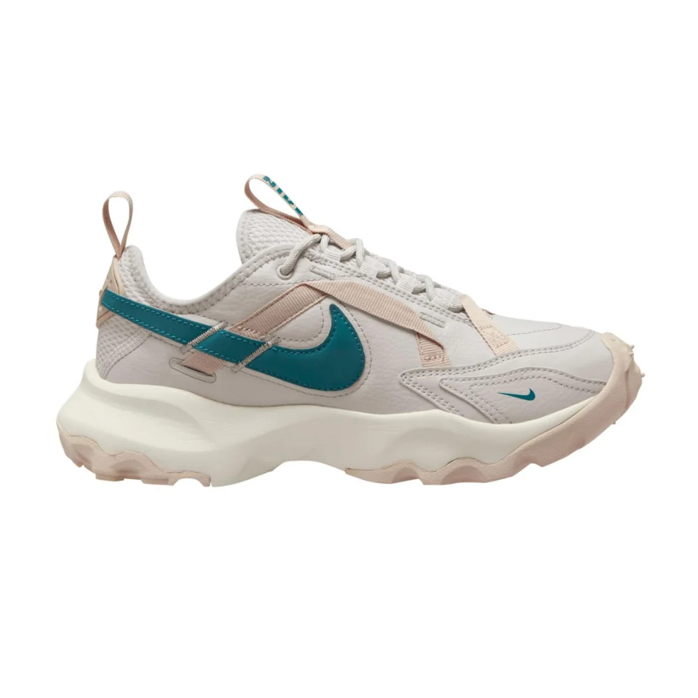 Nike TC 7900 DD9682-110 / braun