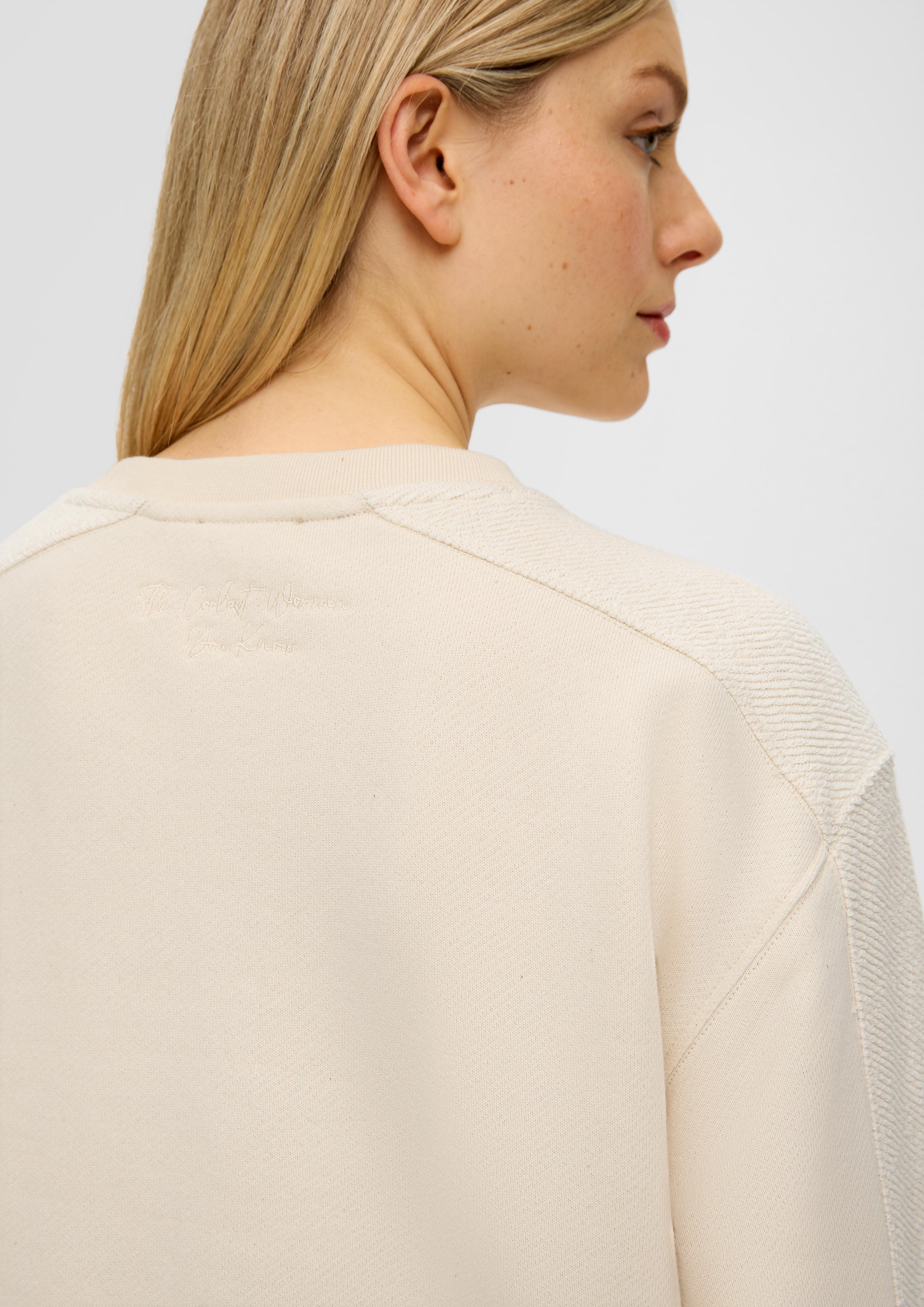 Sweatshirt mit Stickerei  2139298-8105