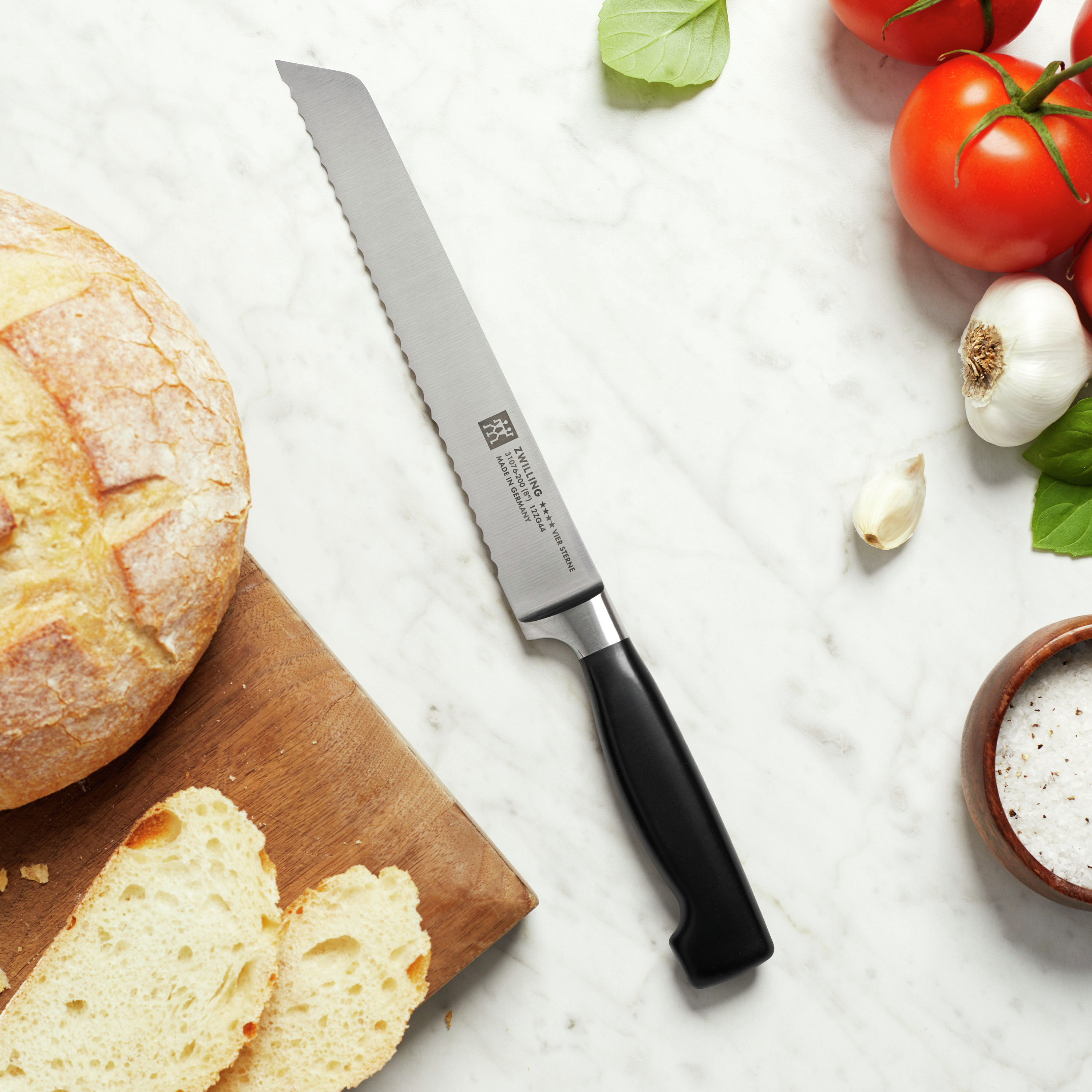 Brotmesser 20 cm, Wellenschliff